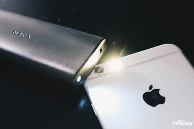 "Cục gạch 4G" Nokia mới và iPhone 10 năm tuổi: Với vài trăm nghìn đồng, lựa chọn nào trong thời điểm sóng 2G sắp bị cắt?- Ảnh 8. "Cục gạch 4G" Nokia mới và iPhone 10 năm tuổi: Với vài trăm nghìn đồng, lựa chọn nào trong thời điểm sóng 2G sắp bị cắt?- Ảnh 8.