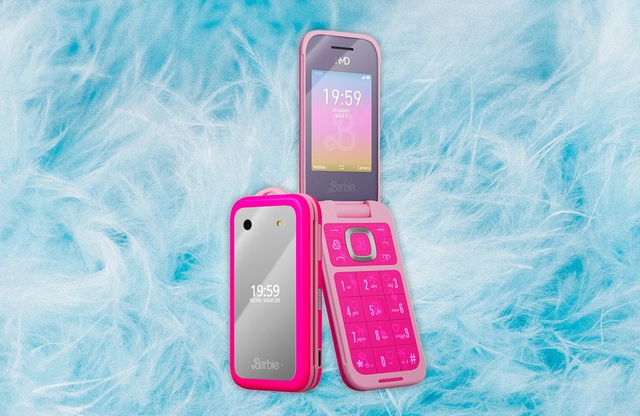 Ra mắt Barbie Phone: Phiên bản nâng cấp của Nokia 2660 Flip với diện mạo "full hồng", nhiều phụ kiện độc đáo- Ảnh 7. Ra mắt Barbie Phone: Phiên bản nâng cấp của Nokia 2660 Flip với diện mạo "full hồng", nhiều phụ kiện độc đáo- Ảnh 7.