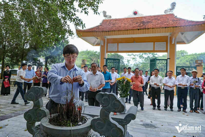 Số hóa ‘địa chỉ đỏ’, tôn vinh thế hệ tiền bối ngành TT&TT