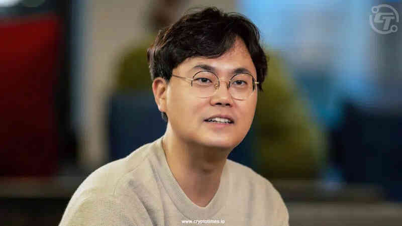 CEO tiền điện tử Hàn Quốc bất ngờ bị đâm vào cổ ngay tại tòa giữa phiên xử