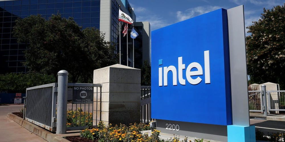 Intel bị cổ đông kiện vì cố tình che giấu vấn đề khi sản xuất chip