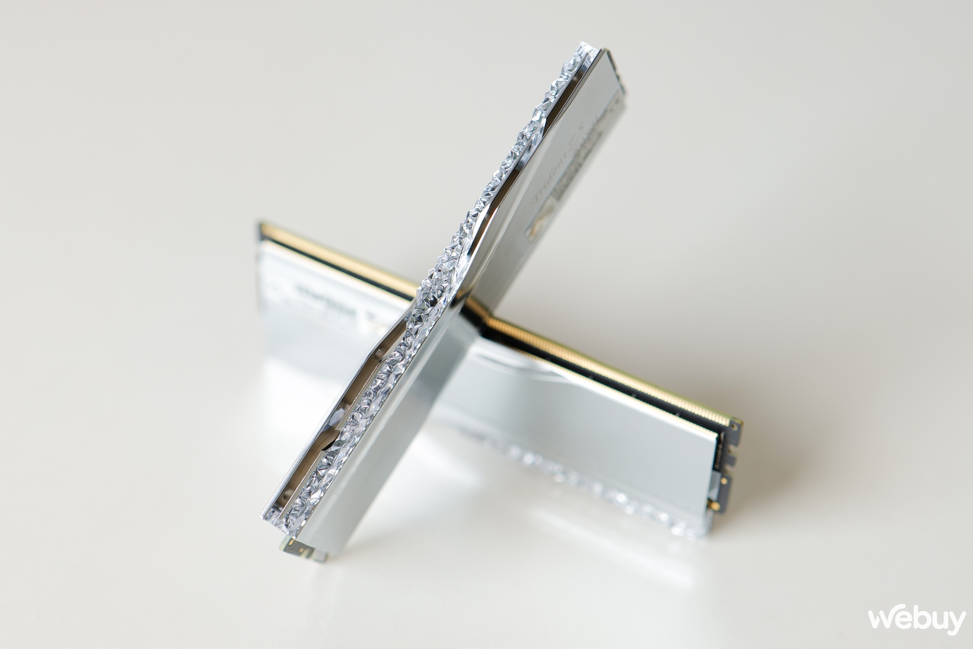 Đánh giá G.SKILL Trident Z5 Royal 7200MHz CL36: khi RAM cũng có hàng “luxury”- Ảnh 4. Đánh giá G.SKILL Trident Z5 Royal 7200MHz CL36: khi RAM cũng có hàng “luxury”- Ảnh 4.