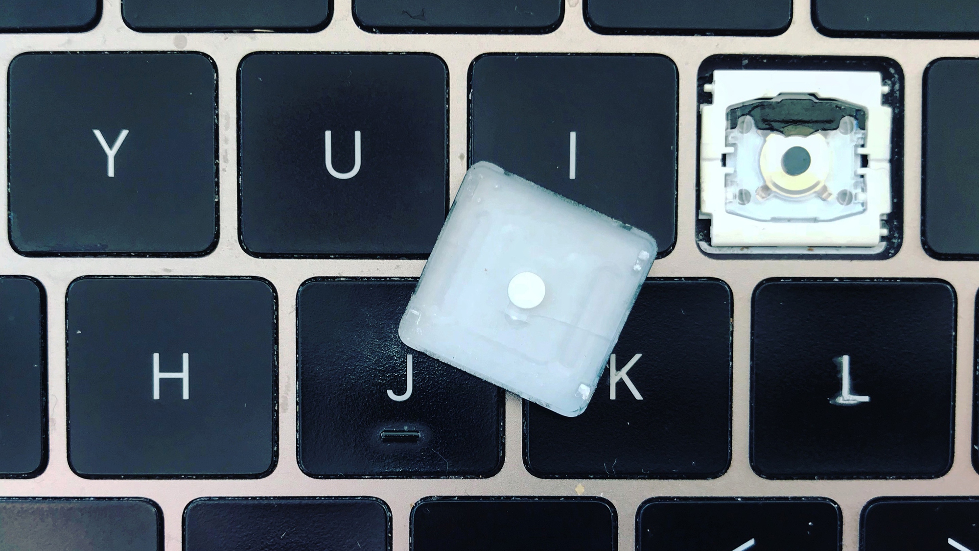 MacBook bị lỗi bàn phím từ các năm 2015-2019, chủ sở hữu được đền bù hẳn 10 triệu