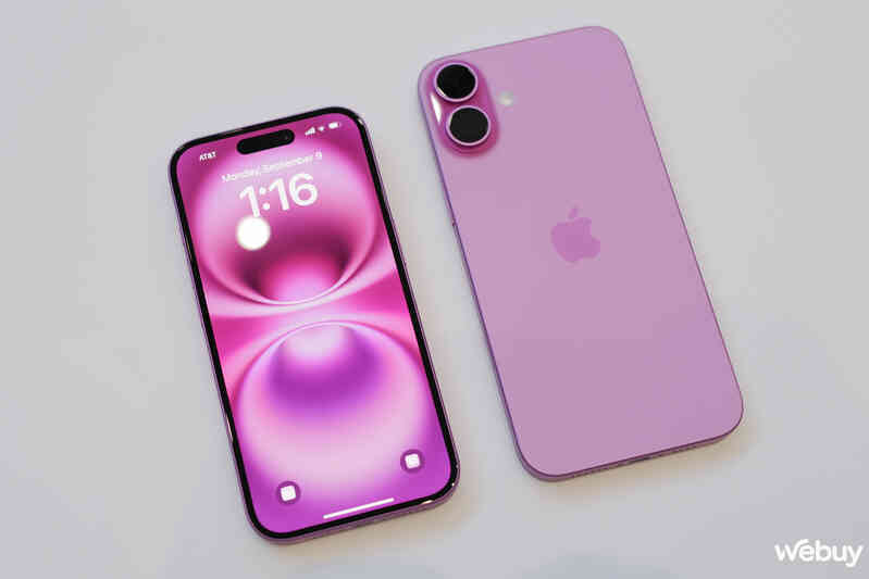 Trên tay trọn bộ 5 màu mới của iPhone 16 và iPhone 16 Plus: Nhìn ảnh tưởng xấu mà hóa ra đẹp không tưởng, giá chính hãng từ 22,99 triệu đồng- Ảnh 9. Trên tay trọn bộ 5 màu mới của iPhone 16 và iPhone 16 Plus: Nhìn ảnh tưởng xấu mà hóa ra đẹp không tưởng, giá chính hãng từ 22,99 triệu đồng- Ảnh 9.
