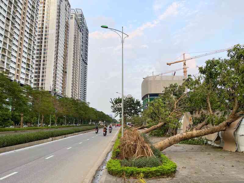 Chùm ảnh: Toàn cảnh Hà Nội sau một tuần bị ảnh hưởng bởi bão YAGI- Ảnh 35. Chùm ảnh: Toàn cảnh Hà Nội sau một tuần bị ảnh hưởng bởi bão YAGI- Ảnh 35.