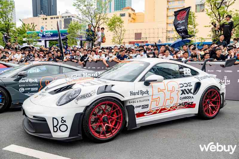 Chiêm ngưỡng loạt siêu xe tại Gumball 3000: Không chỉ đắt giá mà còn nổi bật về độ hiếm- Ảnh 25. Chiêm ngưỡng loạt siêu xe tại Gumball 3000: Không chỉ đắt giá mà còn nổi bật về độ hiếm- Ảnh 25.
