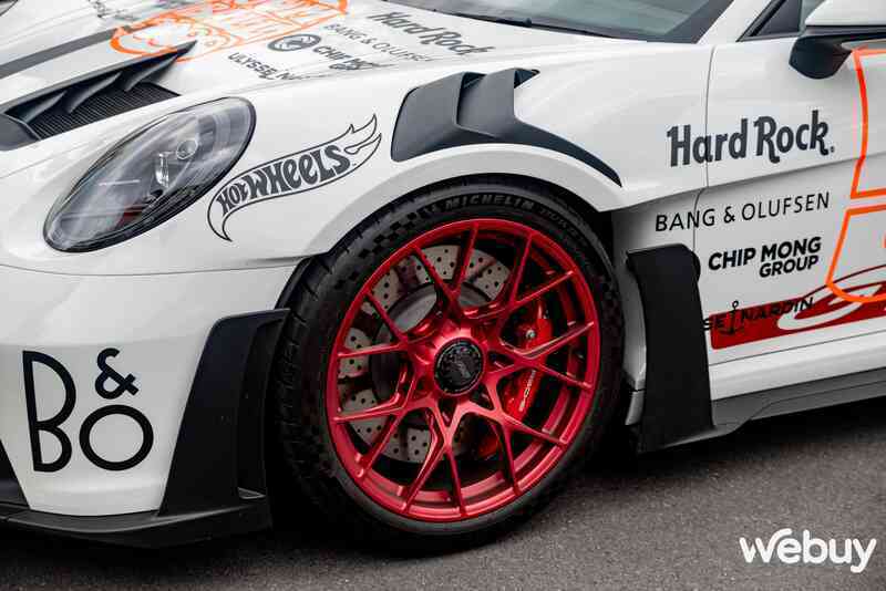 Chiêm ngưỡng loạt siêu xe tại Gumball 3000: Không chỉ đắt giá mà còn nổi bật về độ hiếm- Ảnh 26. Chiêm ngưỡng loạt siêu xe tại Gumball 3000: Không chỉ đắt giá mà còn nổi bật về độ hiếm- Ảnh 26.