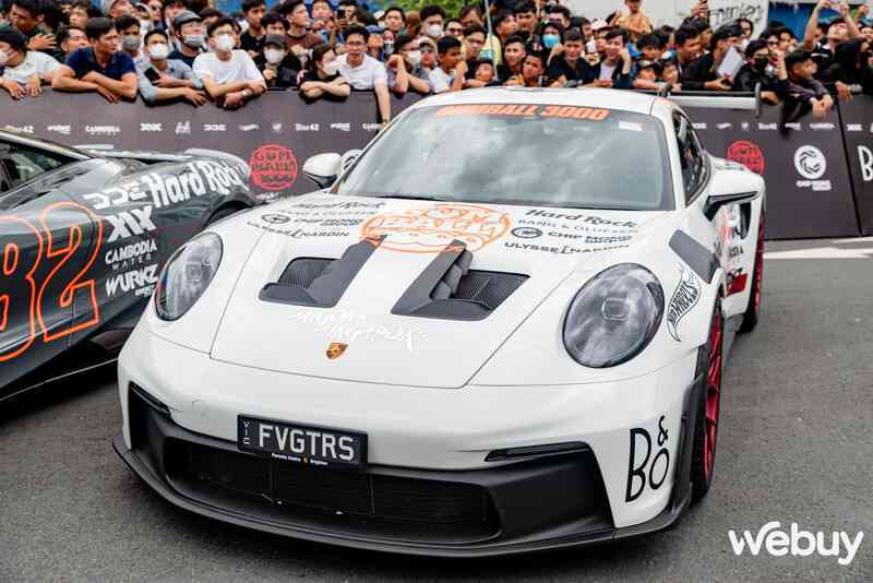 Chiêm ngưỡng loạt siêu xe tại Gumball 3000: Không chỉ đắt giá mà còn nổi bật về độ hiếm- Ảnh 27. Chiêm ngưỡng loạt siêu xe tại Gumball 3000: Không chỉ đắt giá mà còn nổi bật về độ hiếm- Ảnh 27.