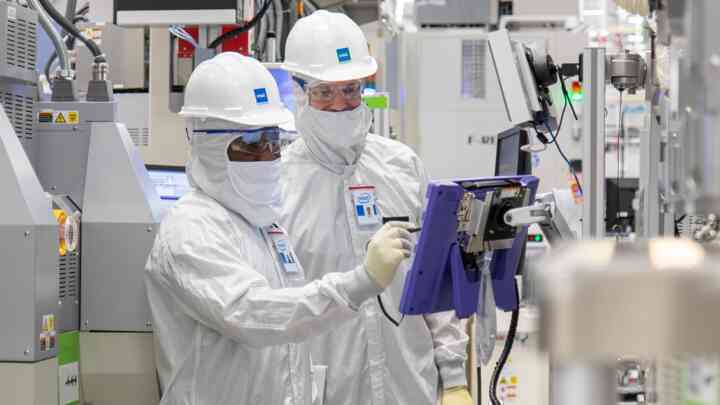 Vì sao Mỹ không thể để Intel 'chết'?- Ảnh 2. Vì sao Mỹ không thể để Intel 'chết'?- Ảnh 2.