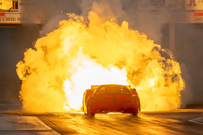 Insanity Jet Car: Chiếc xe được trang bị động cơ phản lực của Rolls-Royce, có thể đạt tốc độ lên tới hơn 643 km/h- Ảnh 2. Insanity Jet Car: Chiếc xe được trang bị động cơ phản lực của Rolls-Royce, có thể đạt tốc độ lên tới hơn 643 km/h- Ảnh 2.