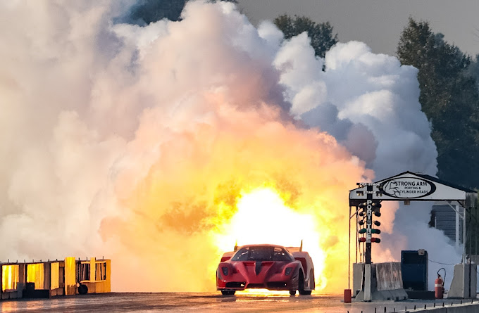 Insanity Jet Car: Chiếc xe được trang bị động cơ phản lực của Rolls-Royce, có thể đạt tốc độ lên tới hơn 643 km/h- Ảnh 4. Insanity Jet Car: Chiếc xe được trang bị động cơ phản lực của Rolls-Royce, có thể đạt tốc độ lên tới hơn 643 km/h- Ảnh 4.