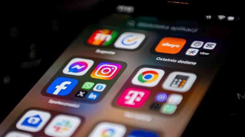 Facebook, TikTok theo dõi người dùng để trục lợi