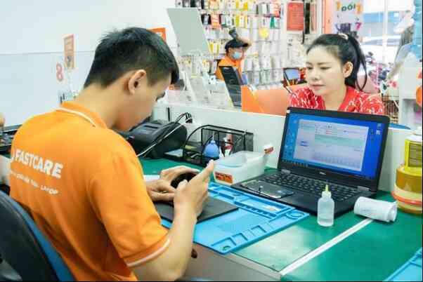 Giới trẻ dần có xu hướng sửa điện thoại nhiều hơn mua mới, vì sao?- Ảnh 5. Giới trẻ dần có xu hướng sửa điện thoại nhiều hơn mua mới, vì sao?- Ảnh 5.