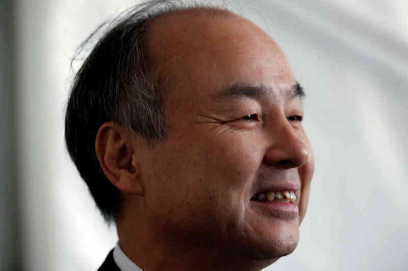 Masayoshi Son - 'Kẻ phá bĩnh' vĩ đại nhất lịch sử thế giới công nghệ: Tham gia vào 100 doanh nghiệp khác nhau, tự so sánh mình với Napoleon, Tần Thủy Hoàng- Ảnh 2. Masayoshi Son - 'Kẻ phá bĩnh' vĩ đại nhất lịch sử thế giới công nghệ: Tham gia vào 100 doanh nghiệp khác nhau, tự so sánh mình với Napoleon, Tần Thủy Hoàng- Ảnh 2.