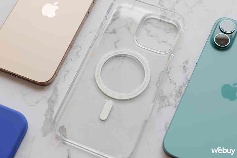 Đây là ốp lưng chính hãng Apple cho iPhone 16: Không phải dạng khoét lỗ mà là cảm ứng trực tiếp qua ốp, dùng cực mượt- Ảnh 6. Đây là ốp lưng chính hãng Apple cho iPhone 16: Không phải dạng khoét lỗ mà là cảm ứng trực tiếp qua ốp, dùng cực mượt- Ảnh 6.