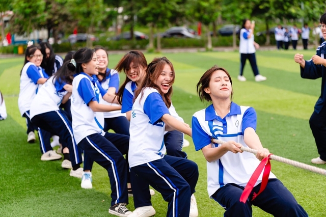 Gen Z Việt hiện đại rất chú tâm chăm sóc sức khỏe, không tin bạn cứ dậy sớm ra công viên mà xem!