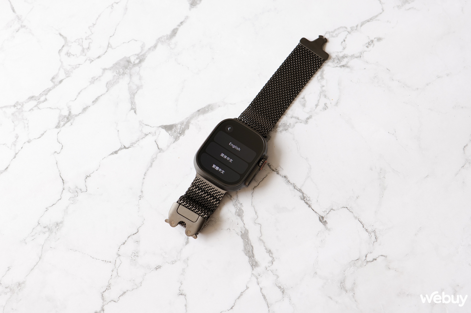 Soi từng chi tiết dây đeo Titan giá 6 triệu của Apple Watch Ultra 2 bằng camera macro 48MP mới trên iPhone 16 Pro Max- Ảnh 14. Soi từng chi tiết dây đeo Titan giá 6 triệu của Apple Watch Ultra 2 bằng camera macro 48MP mới trên iPhone 16 Pro Max- Ảnh 14.