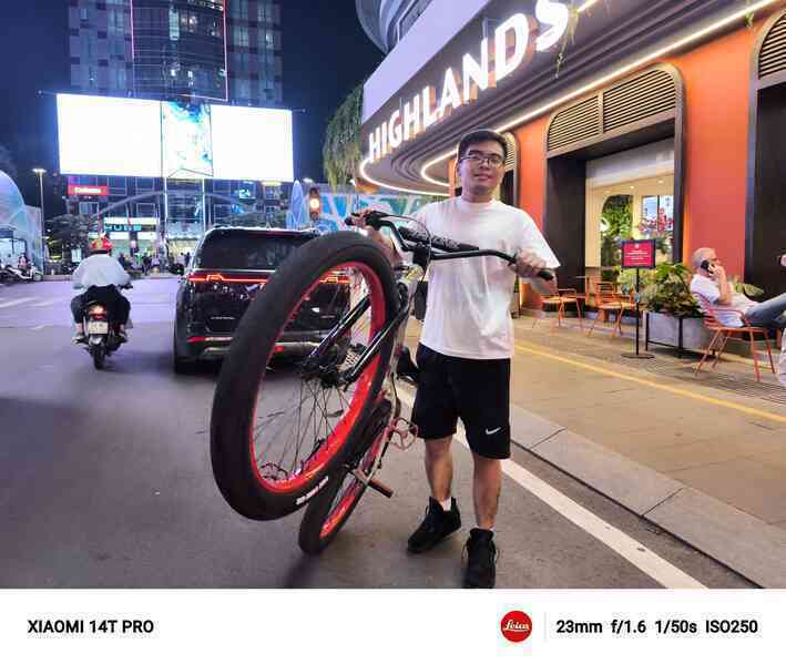 Trải nghiệm sớm Xiaomi 14T Pro: “Chất Leica” ngày càng đậm nét, cấu hình “khủng", trang bị tính năng AI khẳng định đẳng cấp trong phân khúc- Ảnh 29. Trải nghiệm sớm Xiaomi 14T Pro: “Chất Leica” ngày càng đậm nét, cấu hình “khủng", trang bị tính năng AI khẳng định đẳng cấp trong phân khúc- Ảnh 29.