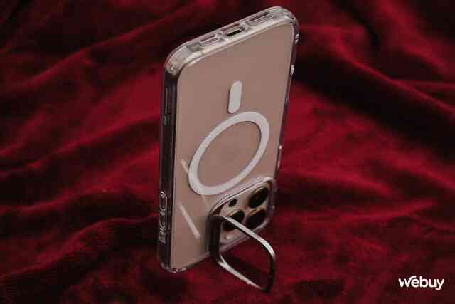 Mua iPhone 16 Pro Max Sa Mạc nhưng muốn "khoe" màu mới? Bộ đôi ốp lưng này sẽ giúp bạn, giá chỉ từ 399.000 đồng- Ảnh 14. Mua iPhone 16 Pro Max Sa Mạc nhưng muốn "khoe" màu mới? Bộ đôi ốp lưng này sẽ giúp bạn, giá chỉ từ 399.000 đồng- Ảnh 14.