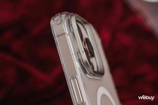 Mua iPhone 16 Pro Max Sa Mạc nhưng muốn "khoe" màu mới? Bộ đôi ốp lưng này sẽ giúp bạn, giá chỉ từ 399.000 đồng- Ảnh 15. Mua iPhone 16 Pro Max Sa Mạc nhưng muốn "khoe" màu mới? Bộ đôi ốp lưng này sẽ giúp bạn, giá chỉ từ 399.000 đồng- Ảnh 15.