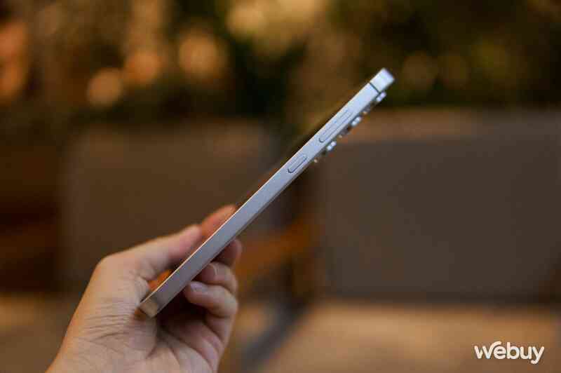 Trải nghiệm nhanh Galaxy Tab S10 Ultra và S24 FE mới: Màn hình chống chói, cấu hình vẫn mạnh và tích hợp AI- Ảnh 35. Trải nghiệm nhanh Galaxy Tab S10 Ultra và S24 FE mới: Màn hình chống chói, cấu hình vẫn mạnh và tích hợp AI- Ảnh 35.
