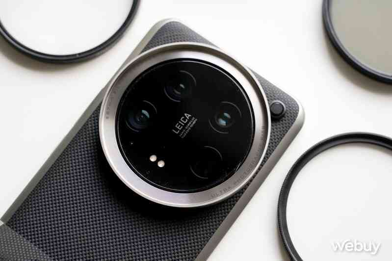 Xiaomi 14 Ultra cũng có nút chụp ảnh nhờ phụ kiện độc quyền này, tính năng và trải nghiệm khá hơn nút chụp trên iPhone 16- Ảnh 3. Xiaomi 14 Ultra cũng có nút chụp ảnh nhờ phụ kiện độc quyền này, tính năng và trải nghiệm khá hơn nút chụp trên iPhone 16- Ảnh 3.
