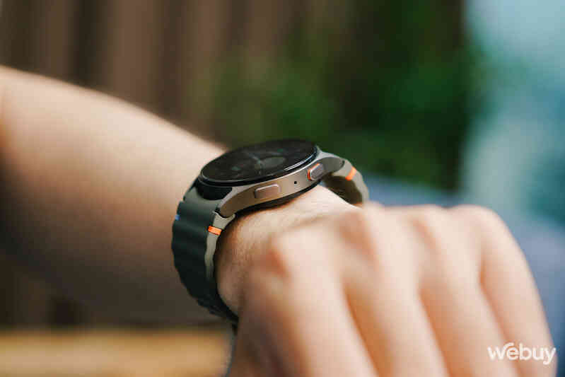 Đánh giá Galaxy Watch7 sau khi đeo 1 tháng: 4 điểm thích và 1 điểm Samsung cần cải thiện- Ảnh 2. Đánh giá Galaxy Watch7 sau khi đeo 1 tháng: 4 điểm thích và 1 điểm Samsung cần cải thiện- Ảnh 2.