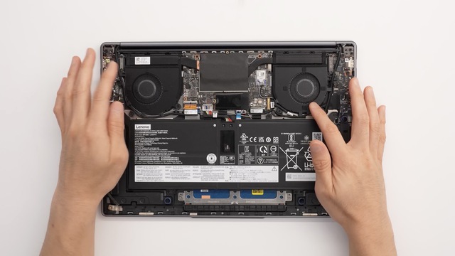 Laptop Intel này cuối cùng đã có pin "ngon" hơn Macbook đời mới- Ảnh 3. Laptop Intel này cuối cùng đã có pin "ngon" hơn Macbook đời mới- Ảnh 3.