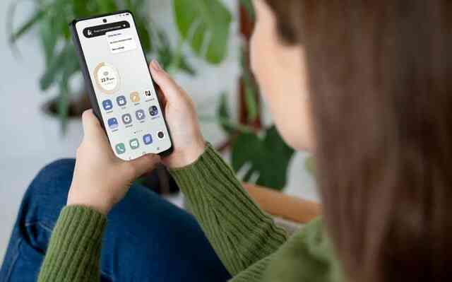 Điện thoại này có màn hình "xịn sò" mà cả iPhone, Samsung đều không làm được- Ảnh 4. Điện thoại này có màn hình "xịn sò" mà cả iPhone, Samsung đều không làm được- Ảnh 4.