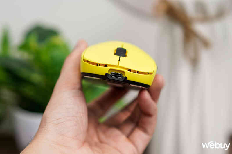 Đánh giá chuột Scyrox V8: Siêu nhẹ chỉ 36g, tần số 8000Hz mà giá lại rẻ bất ngờ- Ảnh 10. Đánh giá chuột Scyrox V8: Siêu nhẹ chỉ 36g, tần số 8000Hz mà giá lại rẻ bất ngờ- Ảnh 10.