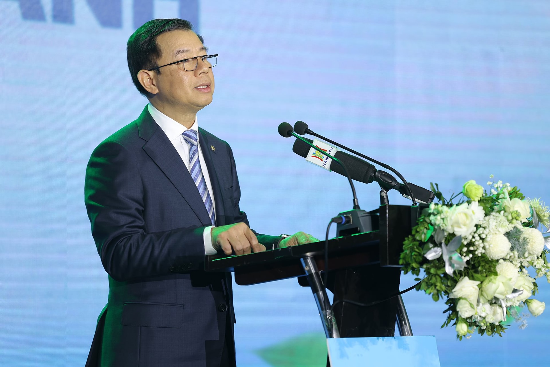 Nóng: VinFast hỗ trợ tới 70 triệu đồng cho khách mua ô tô điện và đăng ký biển số Hà Nội từ ngày 10/1- Ảnh 3. Nóng: VinFast hỗ trợ tới 70 triệu đồng cho khách mua ô tô điện và đăng ký biển số Hà Nội từ ngày 10/1- Ảnh 3.