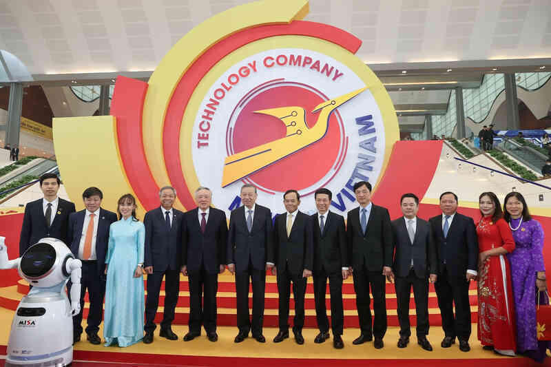Công nghệ số đổi mới phương thức lãnh đạo của Đảng trong kỷ nguyên mới