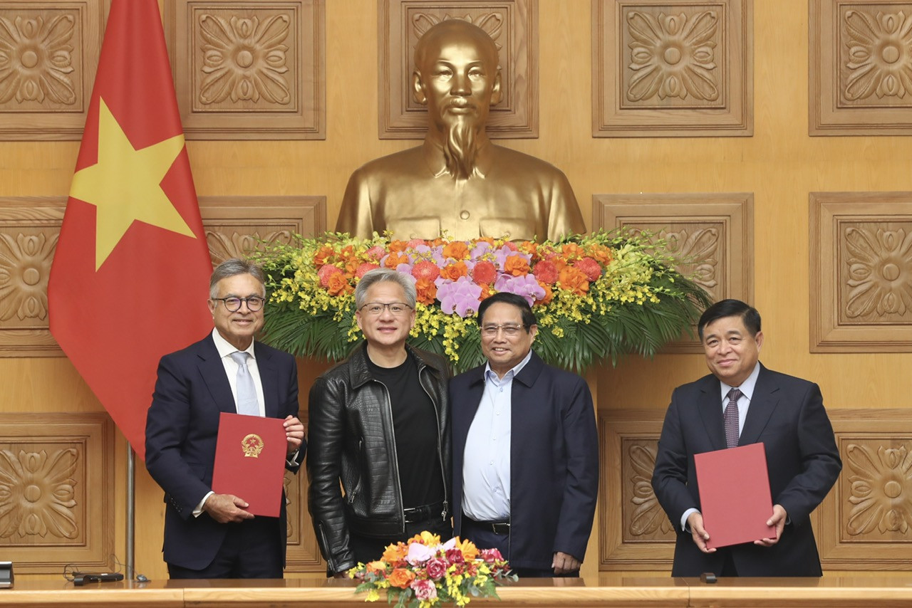 Việt Nam làm gì trước