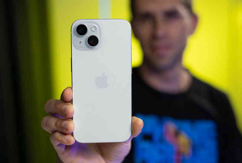 iPhone 15 Review big camera upgrade.jpg