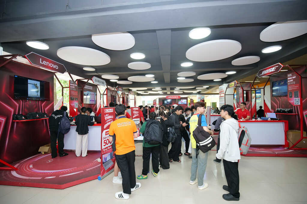 S-Camp 2025 tại gần 30 trường đại học, nhiều hoạt động trải nghiệm AI đầu tiên