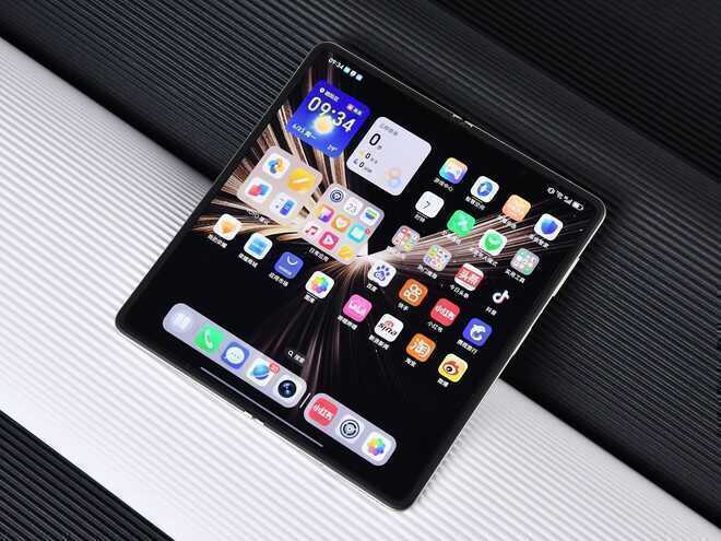 Xuất hiện trung tâm trải nghiệm AI mới lạ- Ảnh 4.