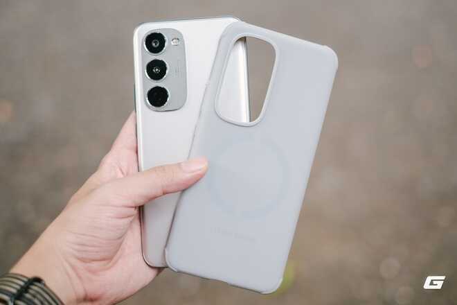 Điện thoại này siêu mỏng thiết kế đẹp, camera 50MP, có sạc không dây như MagSafe, giá chỉ hơn 5 triệu đồng- Ảnh 11.