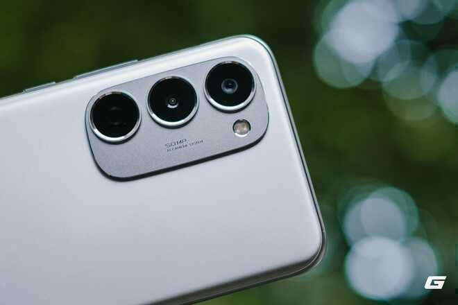 Điện thoại này siêu mỏng thiết kế đẹp, camera 50MP, có sạc không dây như MagSafe, giá chỉ hơn 5 triệu đồng- Ảnh 15.