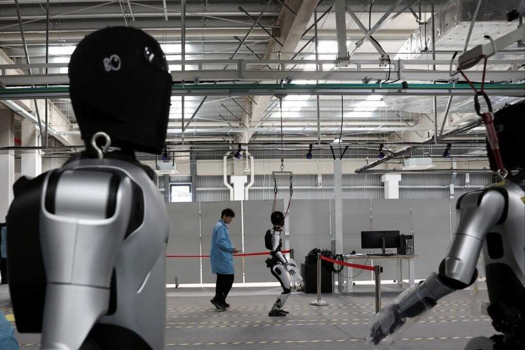Gần 30 vạn robot Trung Quốc đang cố gắng "cứu rỗi" quốc gia dân số già, thiếu hụt nhân công