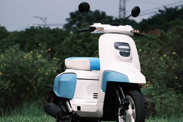 Hartford MEWGO 125: Chiếc xe tay ga pha cổ điển, nhỏ gọn nhưng đầy cá tính