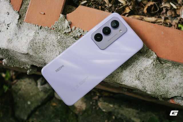 Hơn 3 triệu đồng mua được điện thoại Xiaomi pin 7.000mAh, màn hình 144Hz- Ảnh 1. Hơn 3 triệu đồng mua được điện thoại Xiaomi pin 7.000mAh, màn hình 144Hz- Ảnh 1.