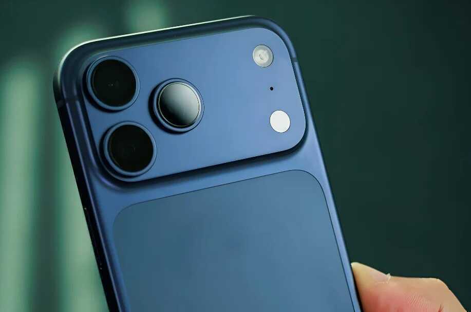 iPhone 18 Pro Max sẽ có camera ‘vượt mặt’ Galaxy S26 Ultra