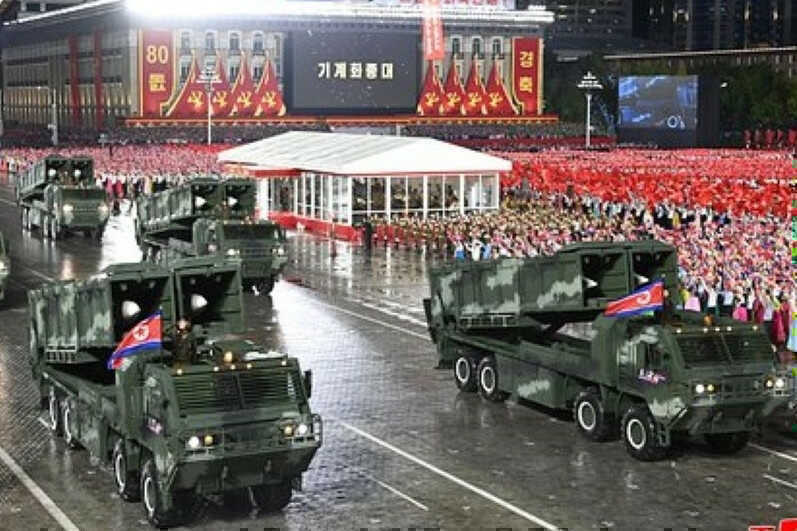 MLRS 'HIMARS Triều Tiên' biến HIMARS Mỹ thành 'pháo hoa', bí mật công nghệ thay đổi cuộc chơi