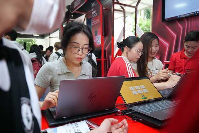 Chuỗi hoạt động S-Camp 2025 diễn ra tại gần 30 trường Đại học- Ảnh 3.