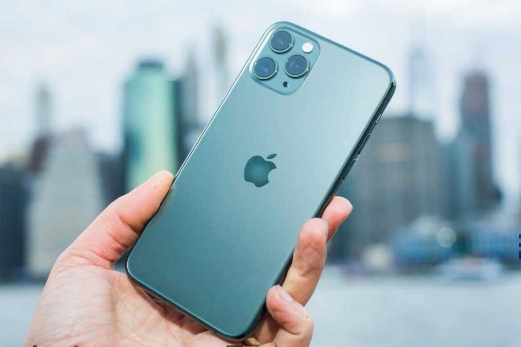 iPhone 11 Pro Max trở thành "đồ cổ"