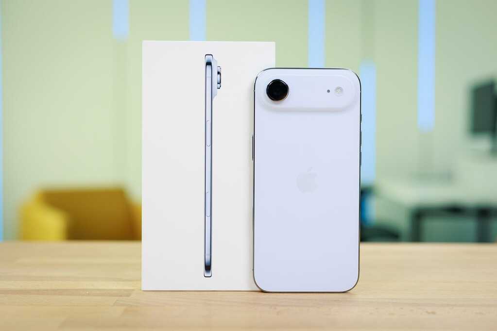 iPhone Air giảm giá lần đầu từ khi lên kệ tại Việt Nam