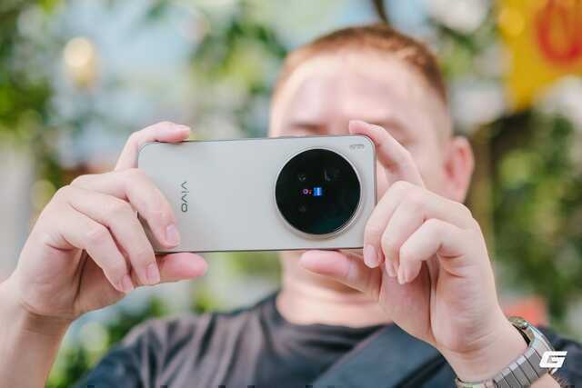 vivo X300 quá hot: Cháy hàng liên tục khiến người Việt "đứng ngồi không yên"!- Ảnh 2. vivo X300 quá hot: Cháy hàng liên tục khiến người Việt "đứng ngồi không yên"!- Ảnh 2.