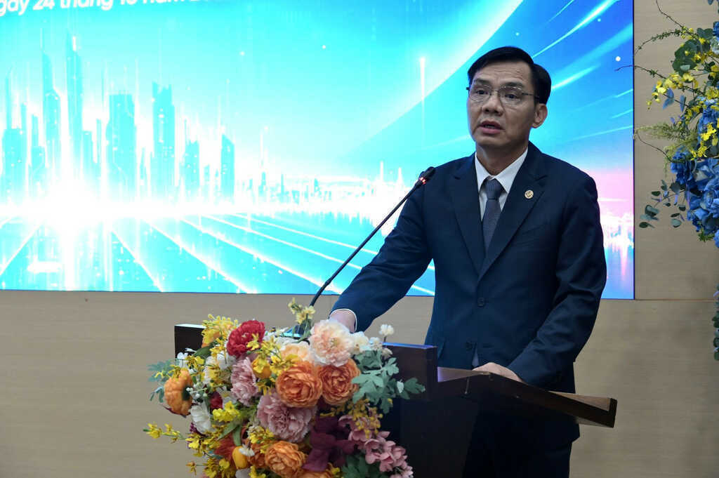 Ông Lê Văn Tần   Chủ tịch HĐQT Ngân hàng TMCP Đông Nam Á SeABank (1).jpg