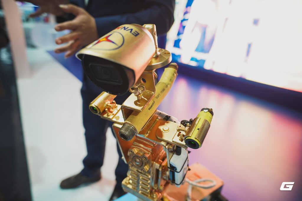 TinCongNghe.- Robot EVN-22.jpg TinCongNghe.- Robot EVN-22.jpg