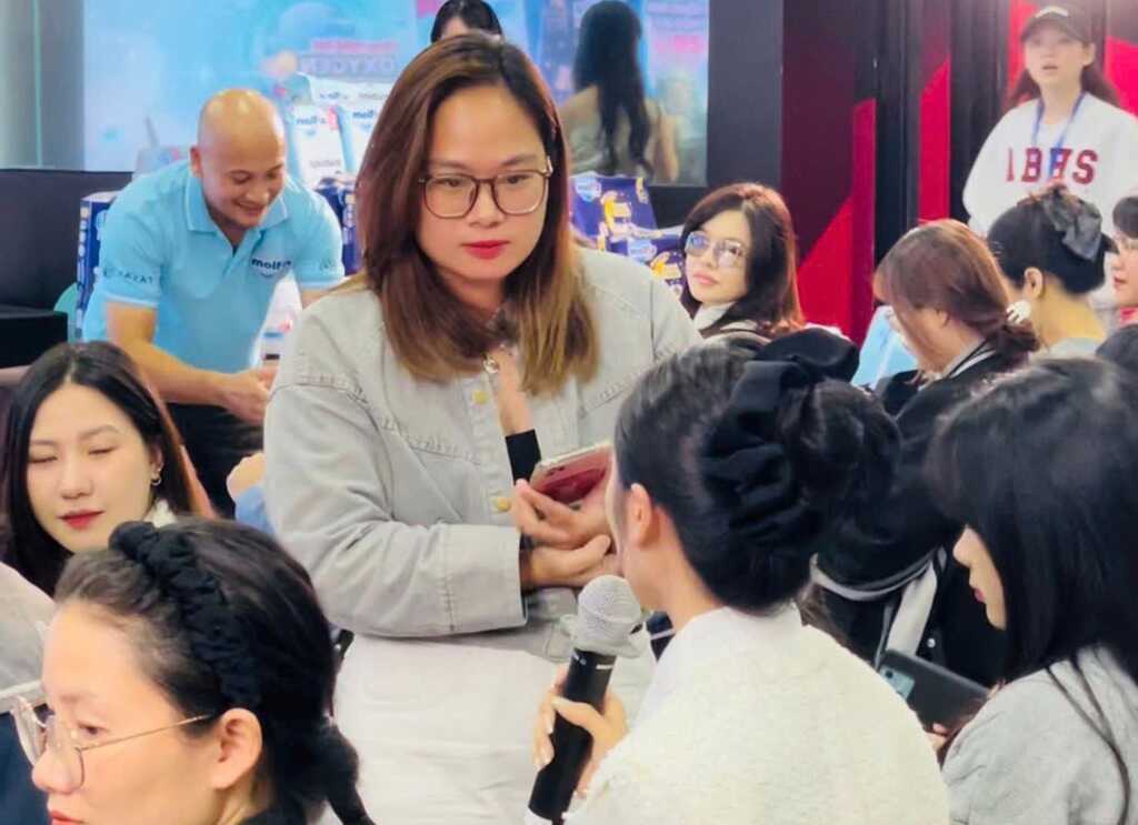‘Mẹ bỉm thời 4.0’: Vừa chăm con, vừa khởi nghiệp kinh tế số